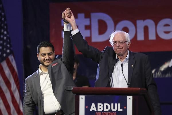 Picture of Bernie Sanders on stage with Abdul El-Sayed